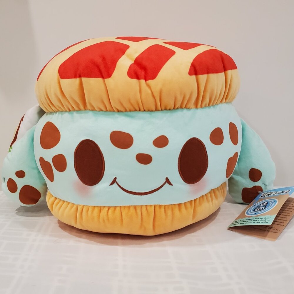 Brand New Disney Munchlings 17" Squirt From 'Finding Nemo' plush